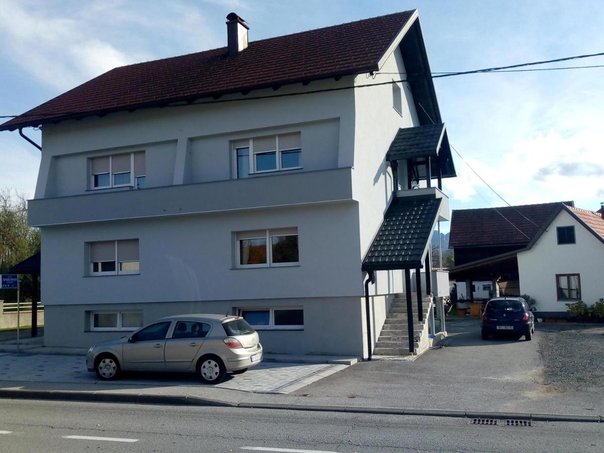 Apartman Gomirje Vrbovsko Buitenkant foto