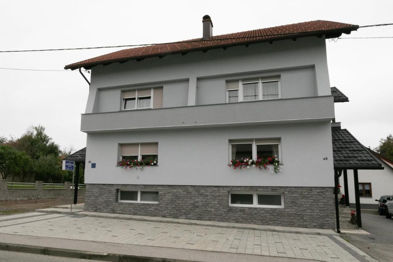 Apartman Gomirje Vrbovsko Buitenkant foto