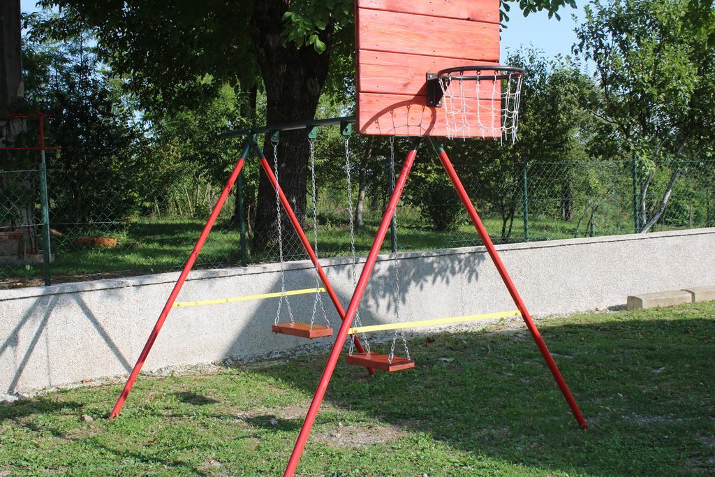 Apartman Gomirje Vrbovsko Buitenkant foto